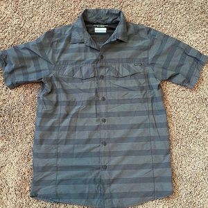 Gray Columbia Short Sleeve Button Up (S)